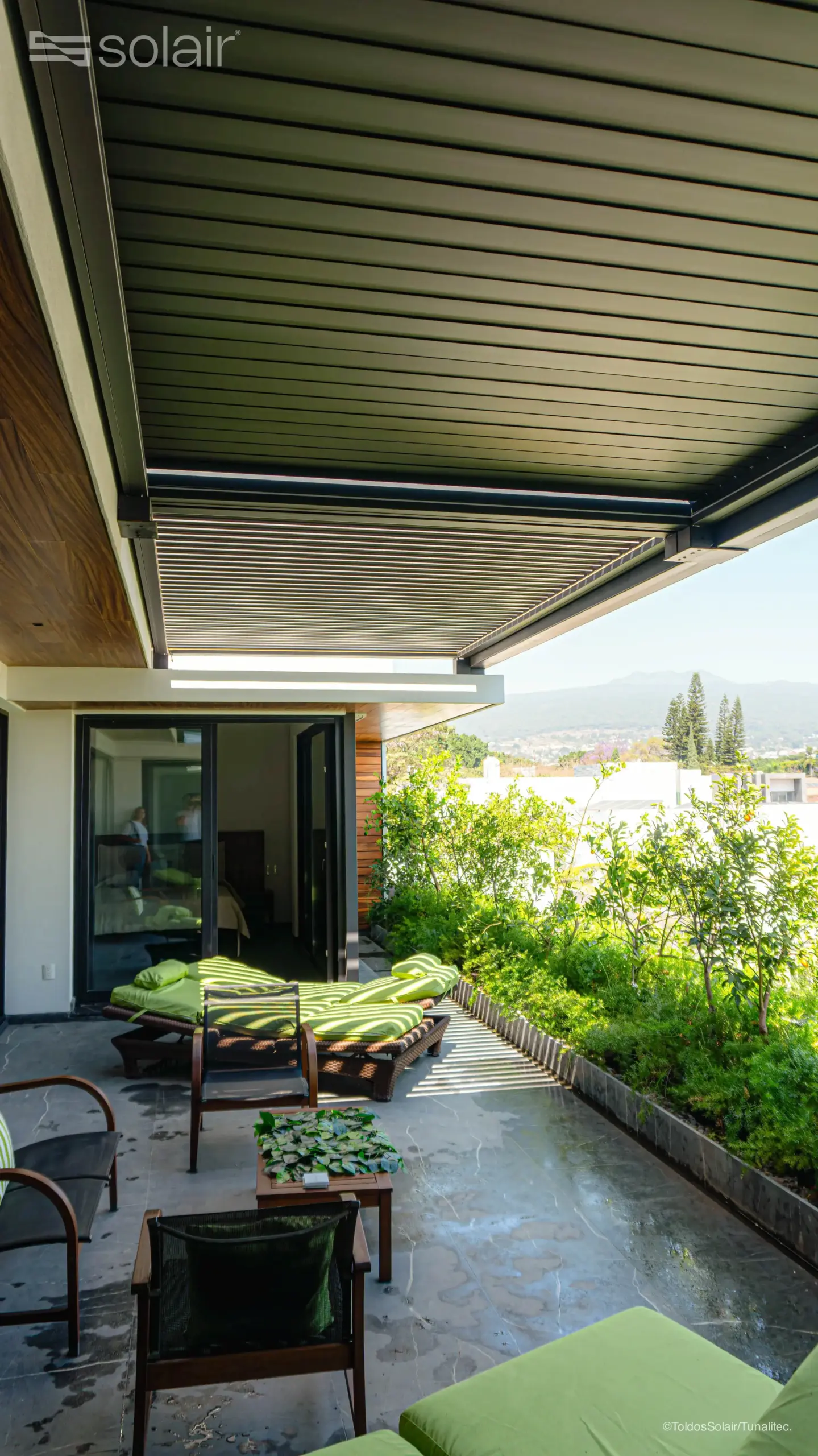 Solair_Pergola_Gazebo_MR (1)